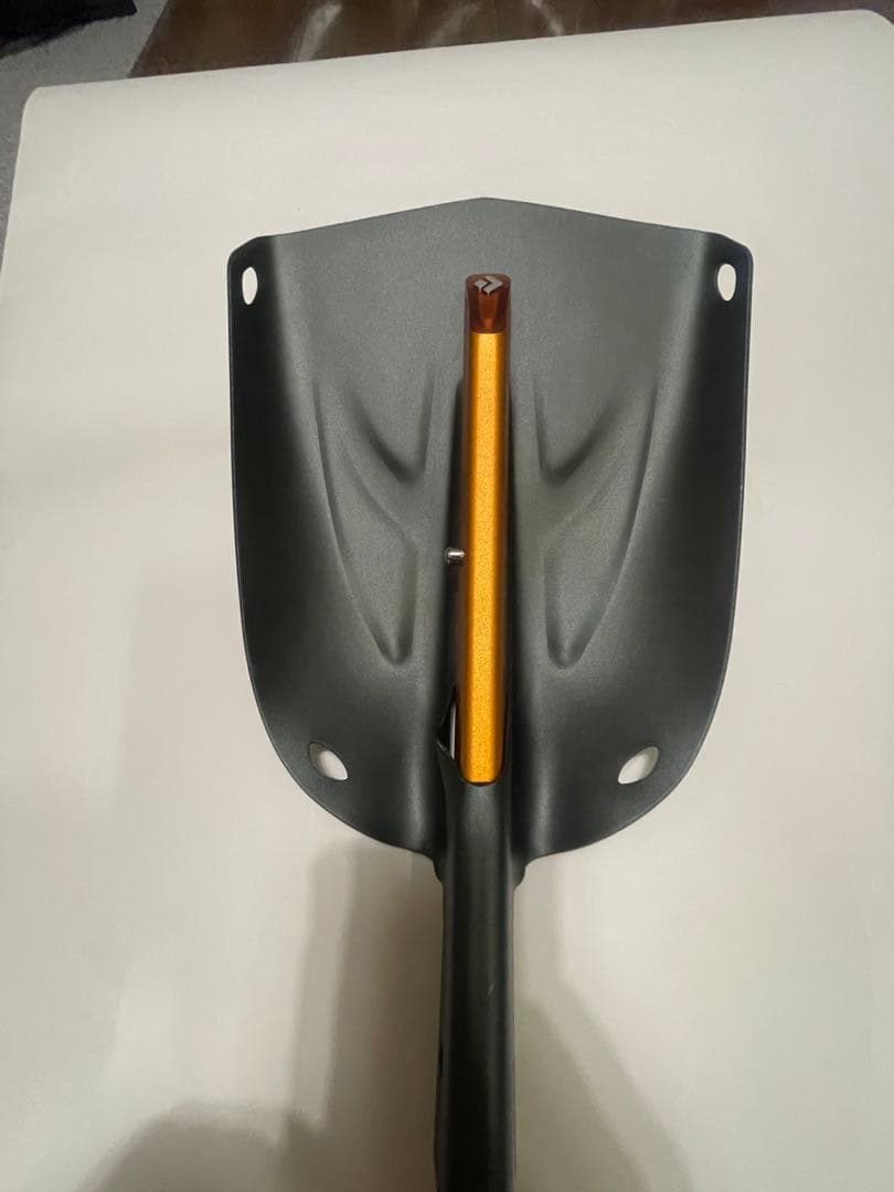 新品未使用　ブラックダイヤモンド スノーボード用スコップ バックカントリー