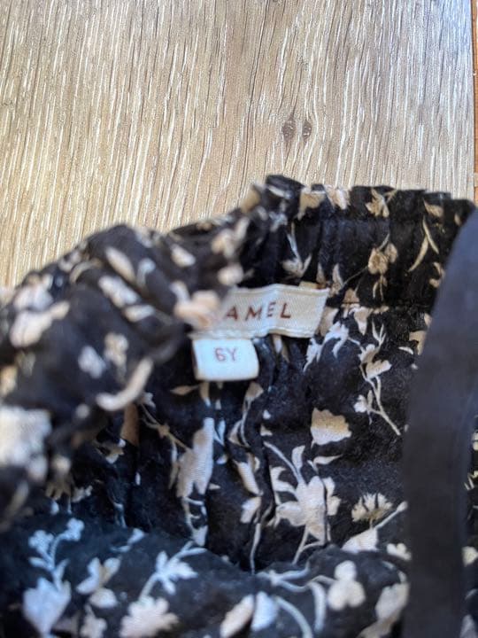 caramel キャラメル　ワンピース　6Y