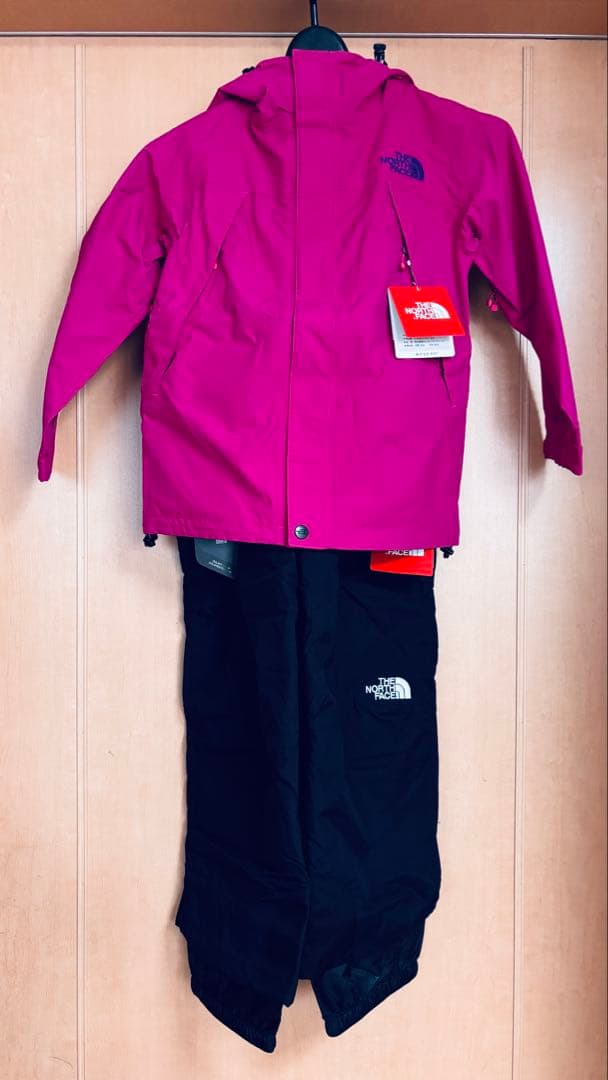 ❄️ 新品　ノースフェイス　120 スノーウェア　スキーウェア　ピンク　ブラック