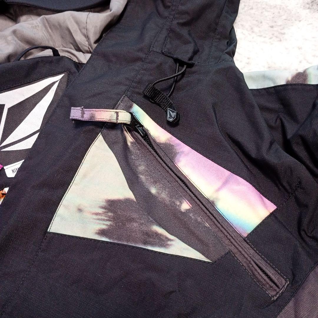 VOLCOM　ボルコム　スノボウェア　総柄　Мサイズ