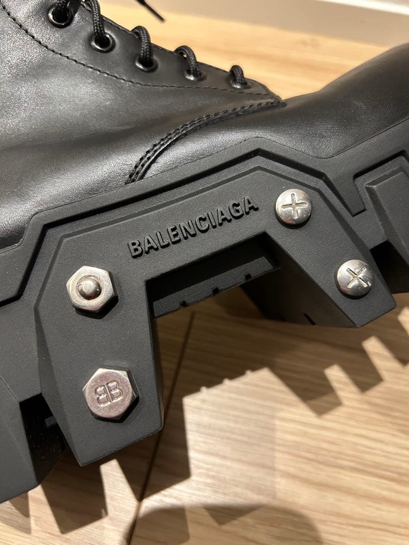 値下げ中　BALENCIAGA BULLDOZER 39