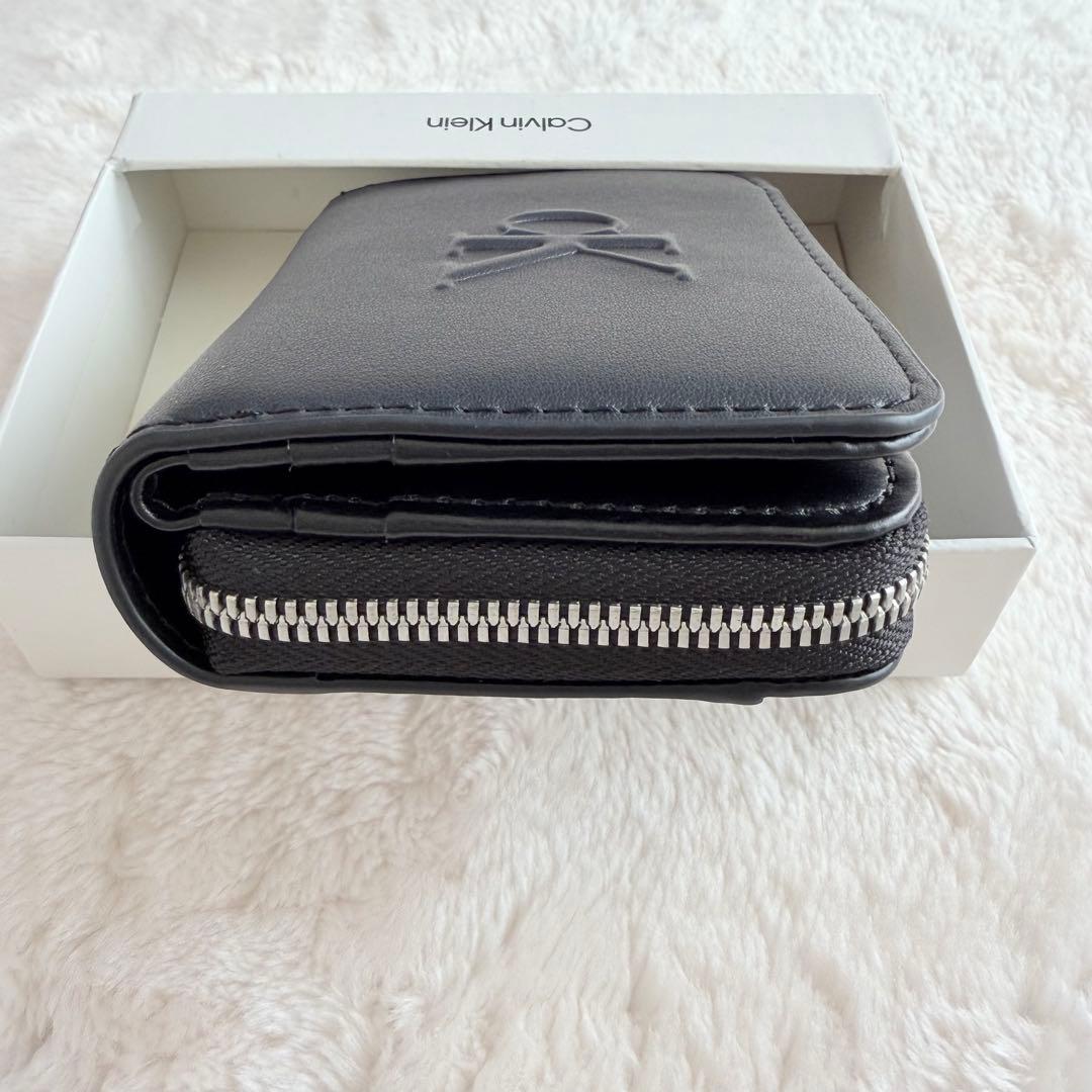 海外限定✨箱付き新品カルバンクライン CKロゴ ラウンドジップ 二つ折り財布 黒