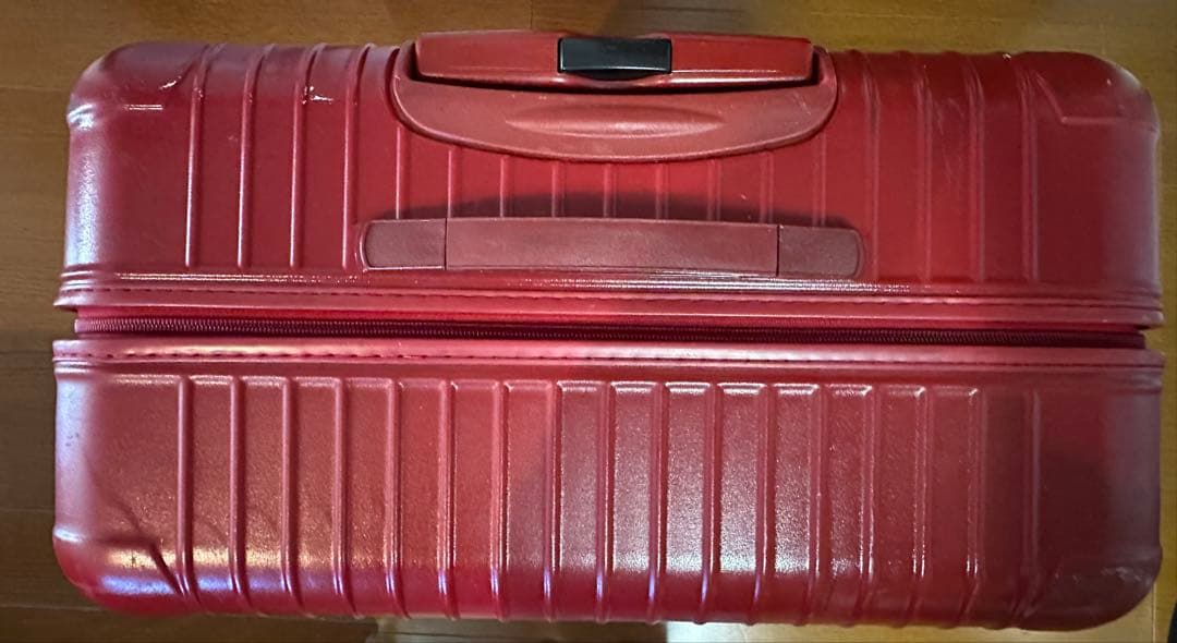 リモワ　RIMOWA スーツケース　赤　レッド