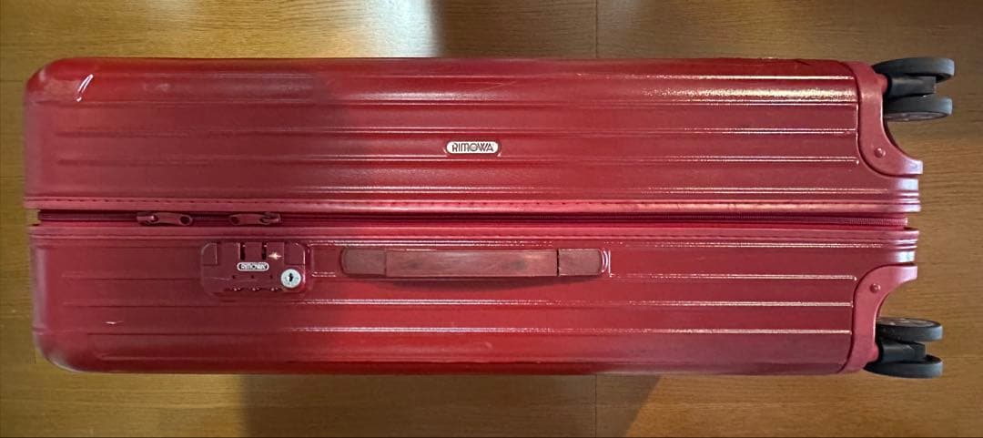 リモワ　RIMOWA スーツケース　赤　レッド