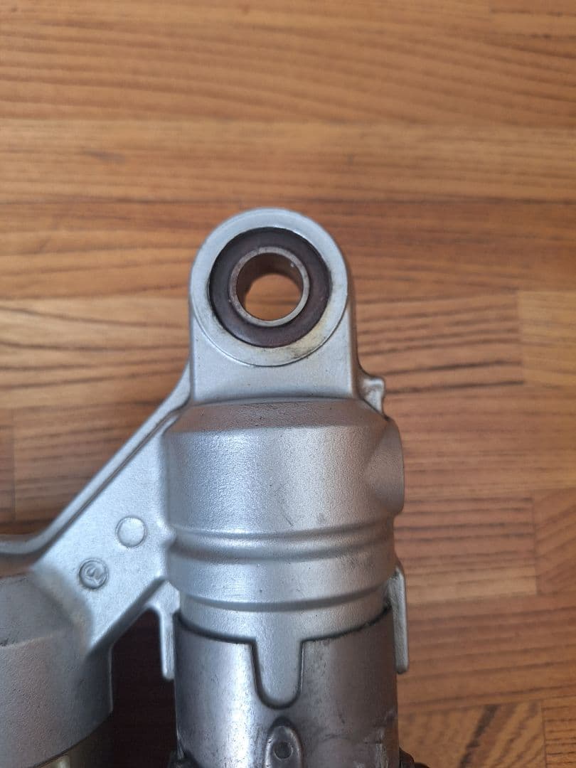 ZRX400 KYBリヤサス