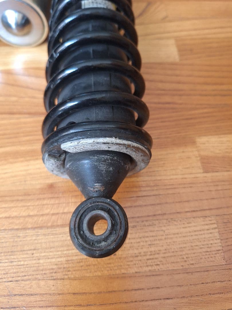 ZRX400 KYBリヤサス