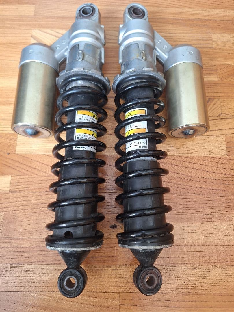 ZRX400 KYBリヤサス