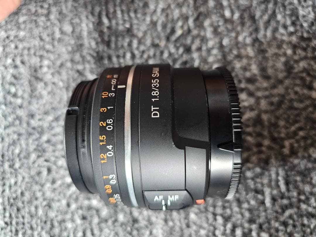 SONY 単焦点広角レンズ　DT35mm F1.8 SAM SAL35F18