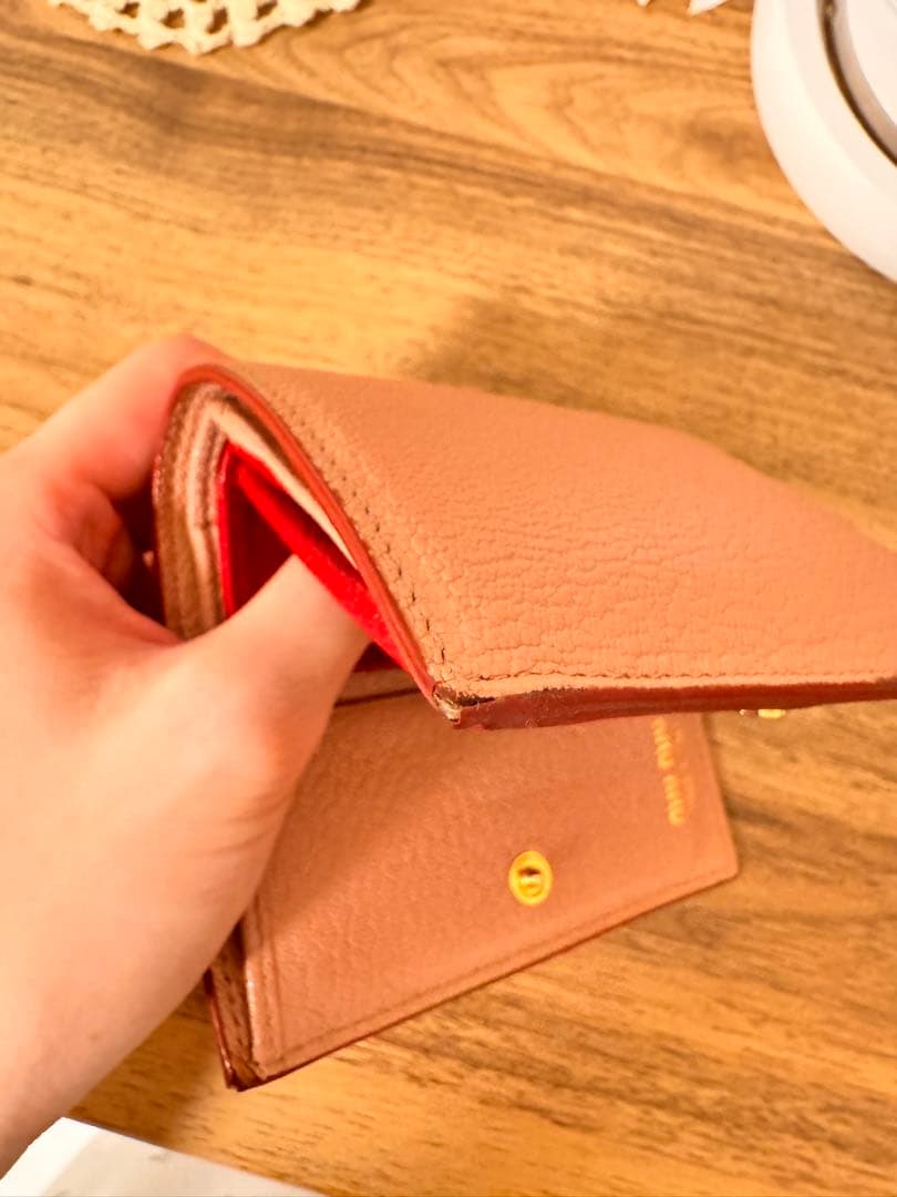 MIU MIU 二つ折り財布 ピンク