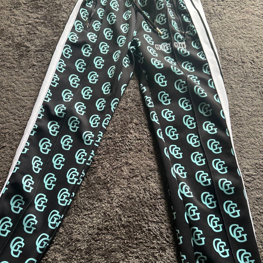 トップス GUILTY GUYS