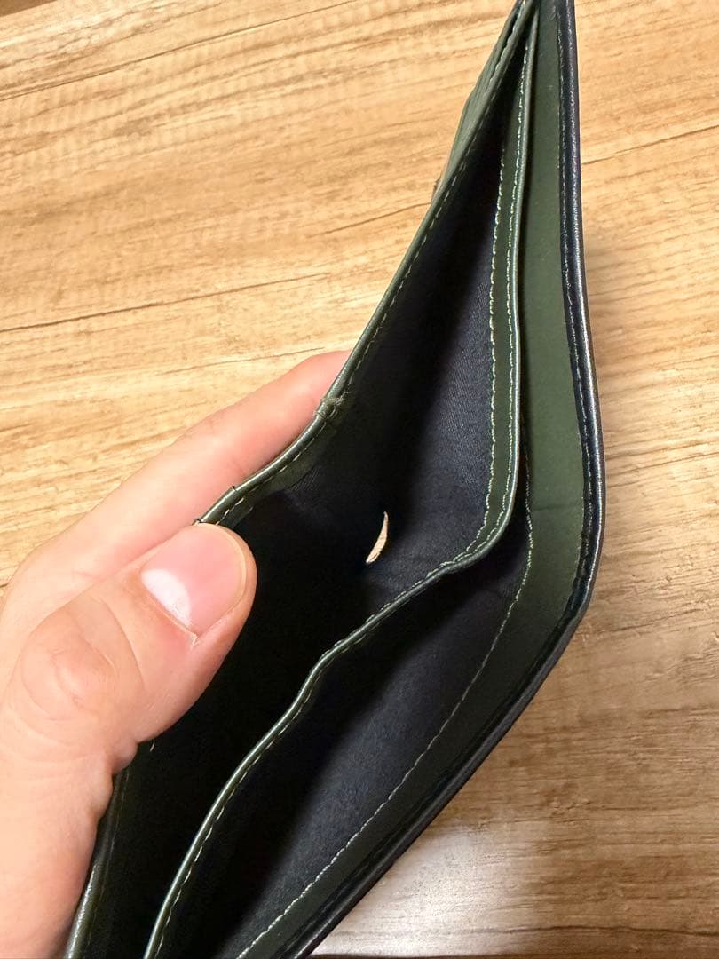 美品！　DIESEL ブラック 二つ折り財布