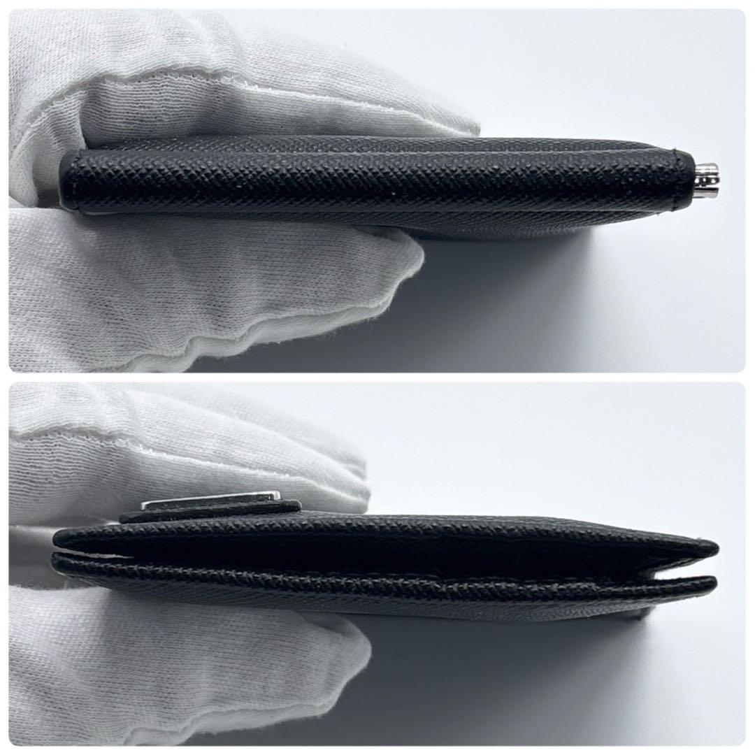 【極美品】プラダ マネークリップ 2つ折り財布 サフィアーノレザー ブラック