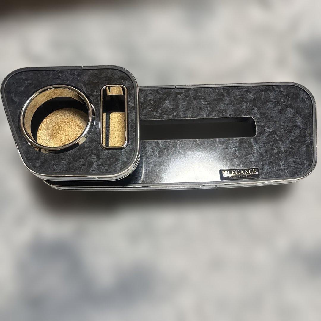 LEGANCE 200系ハイエースワイド用インテリア ティッシュホルダー　他