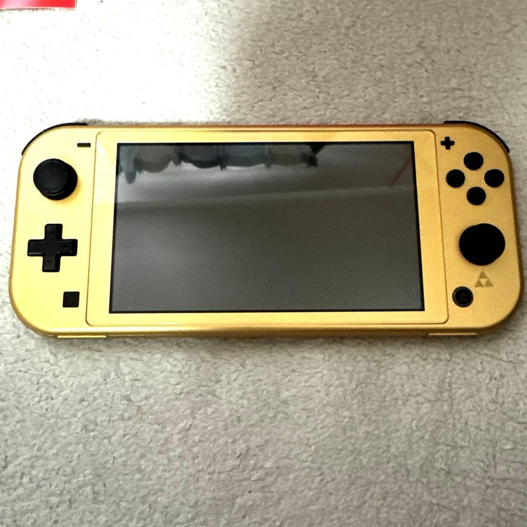 極美品ほぼ未使用　Nintendo Switch Lite ハイラルエディション
