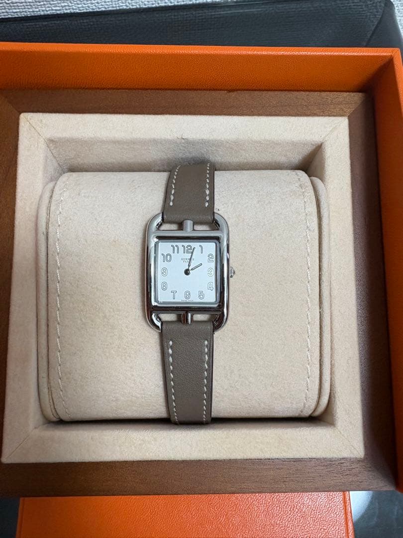 HERMES エルメス ケープコッド エトゥープ 腕時計　PM31mm
