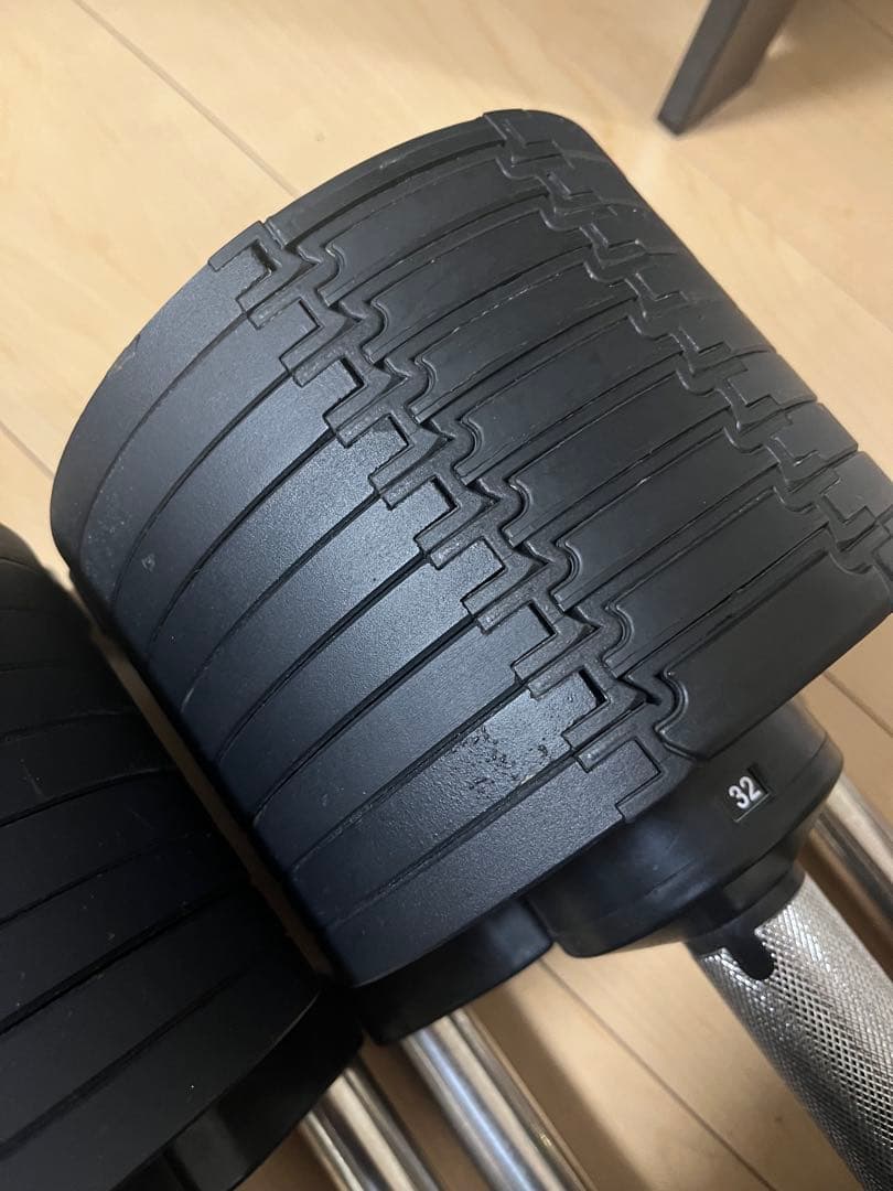 【ヒロさん専用①】可変式ダンベル　フレックスベル2本セット32kg 4kg刻み