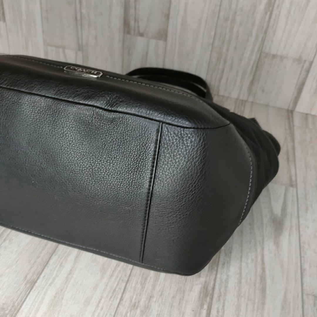 30 COACH コーチ　シグネチャー　トートバッグ　ハンドバッグ