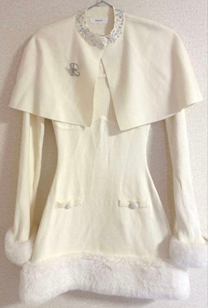 ダーリッチ ビジューケープニットミニワンピース