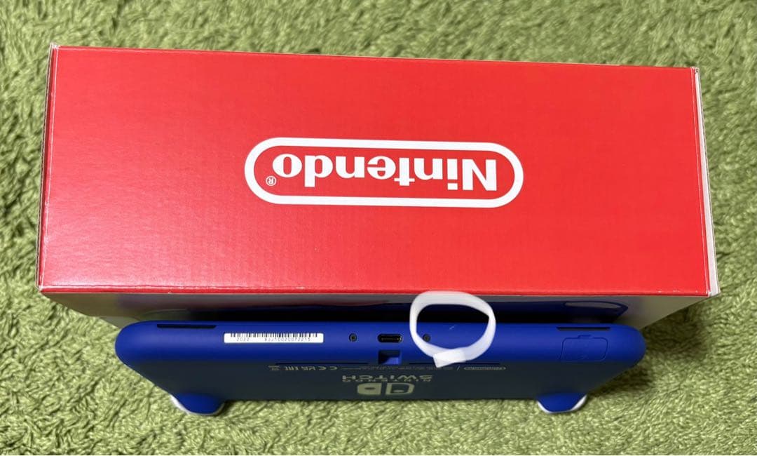 【超美品】Nintendo Switch Light ブルー