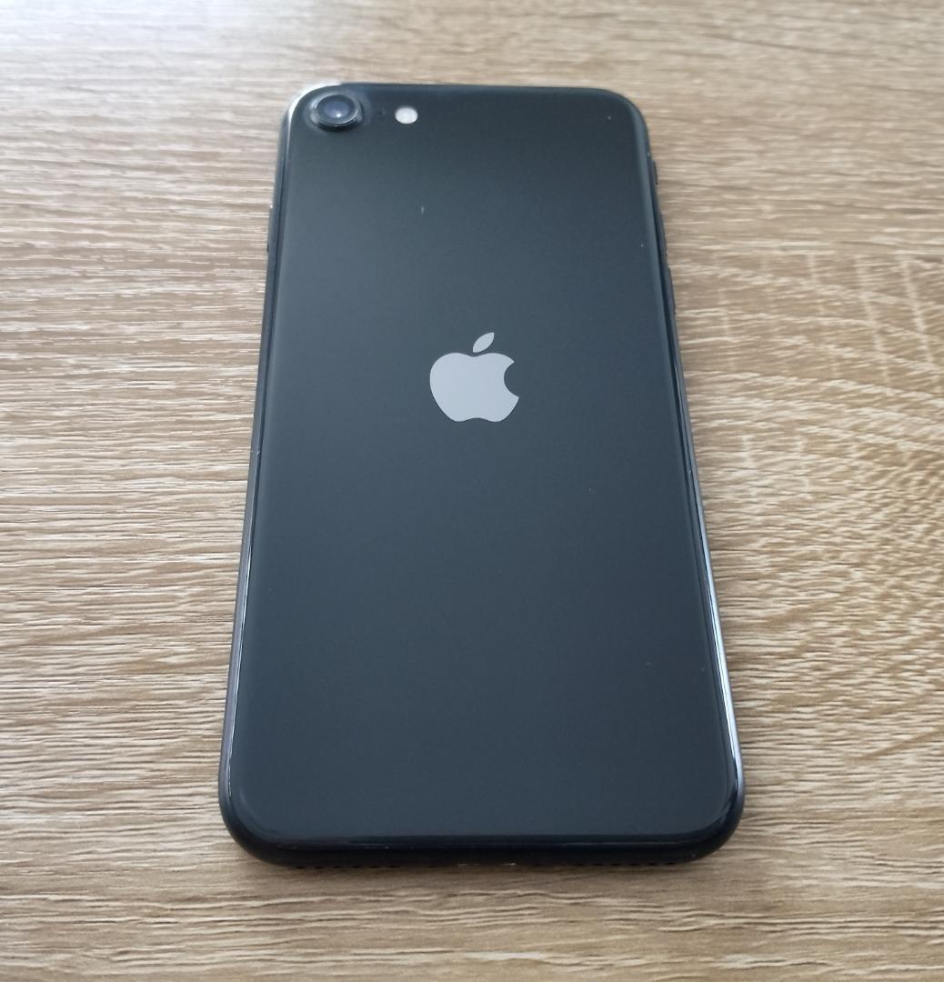 iPhone SE（第2世代）64GB SIMフリー