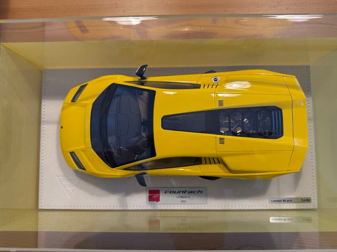 アイドロン 1/18ランボルギーニ カウンタック LPI 800-4 2022