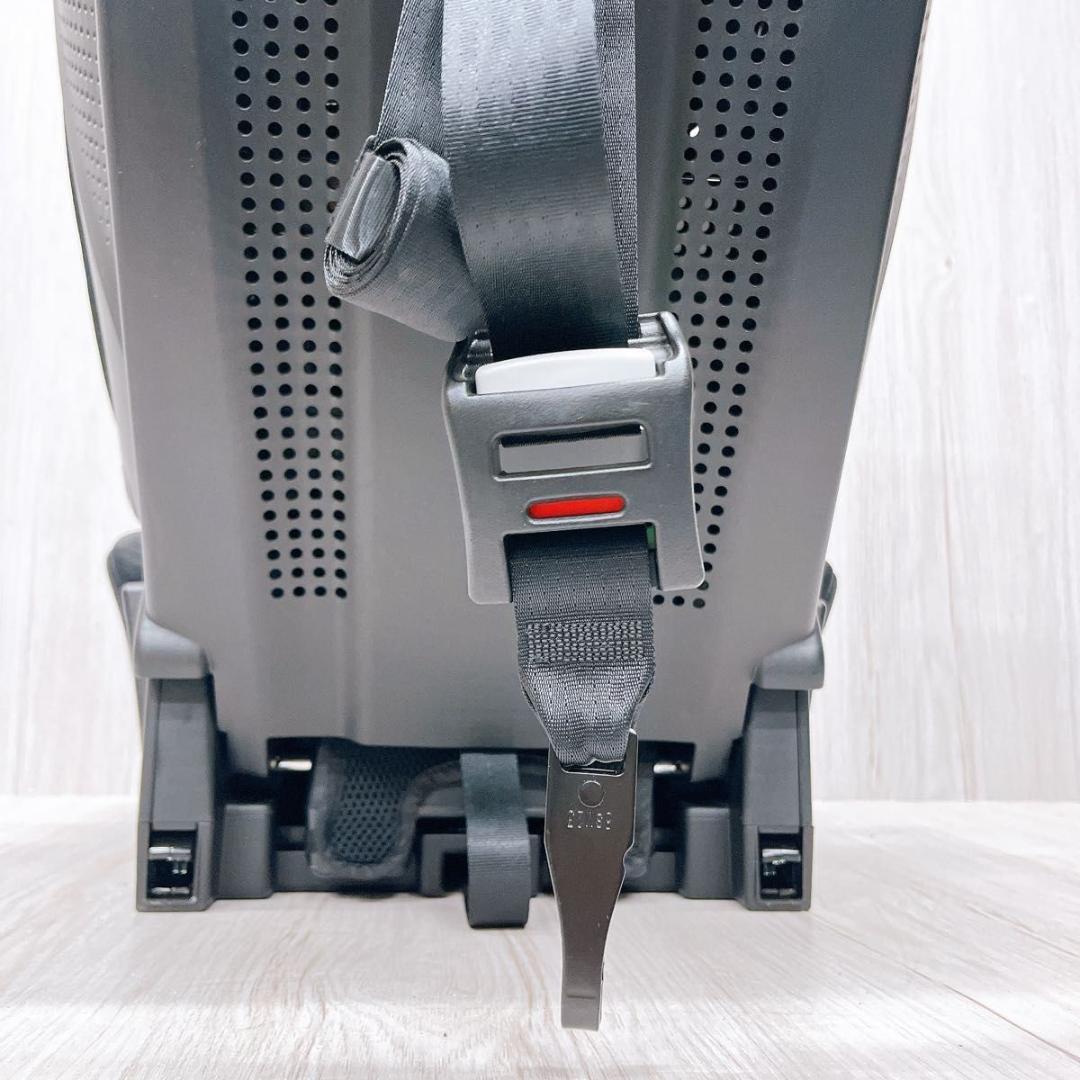 エールベベ パパット グランス CF524 カーボンブラック ジュニアドシート