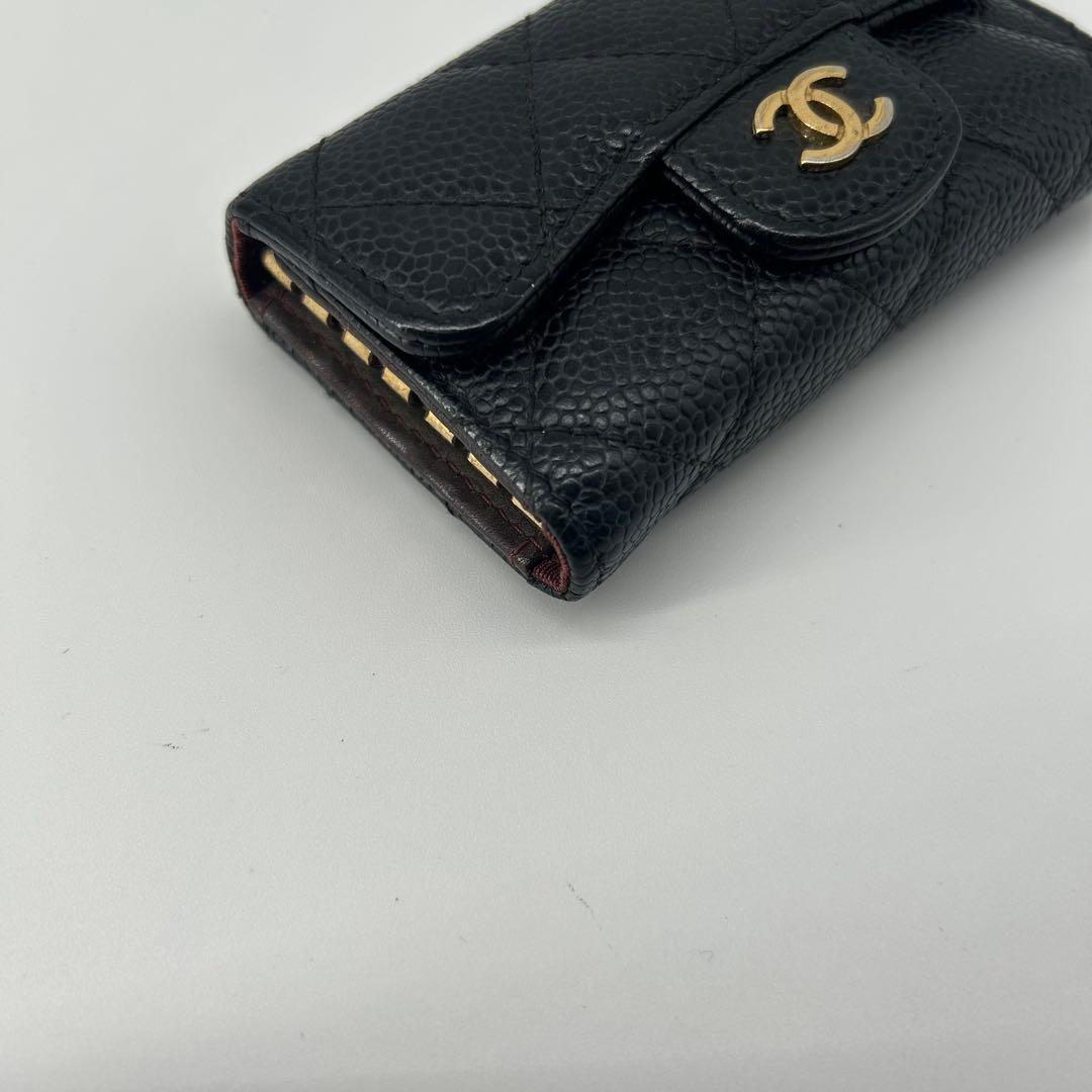 シャネル ココマーク 金具 キャビアスキン マトラッセ 6連キーケース レザー