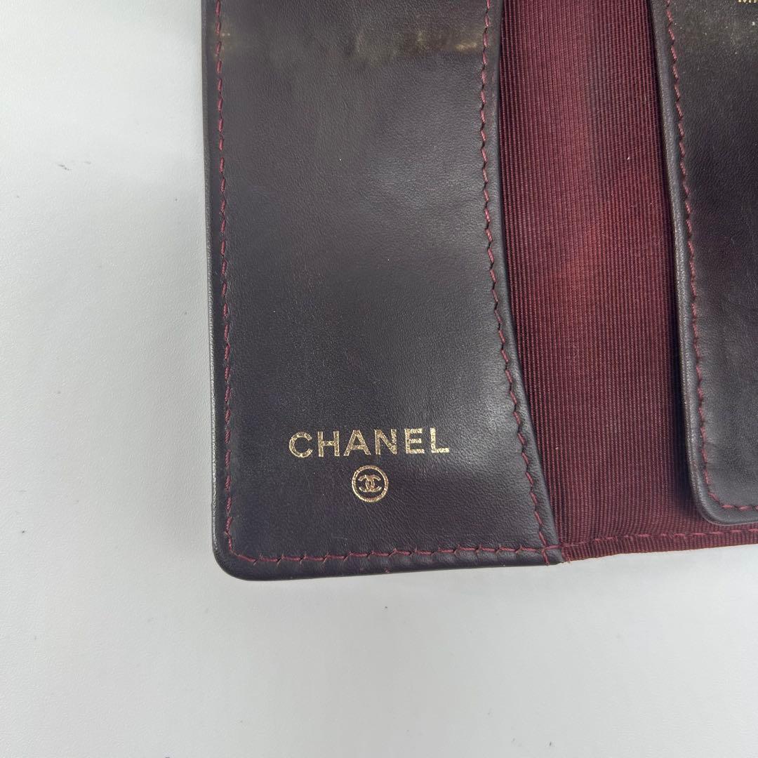 シャネル ココマーク 金具 キャビアスキン マトラッセ 6連キーケース レザー