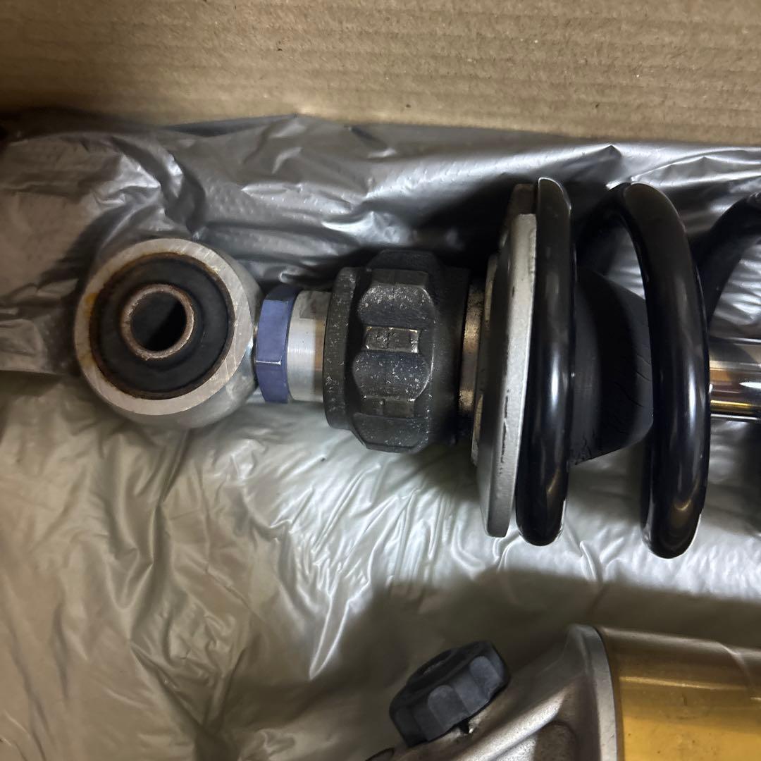 Öhlins リアサスペンション 2個セット