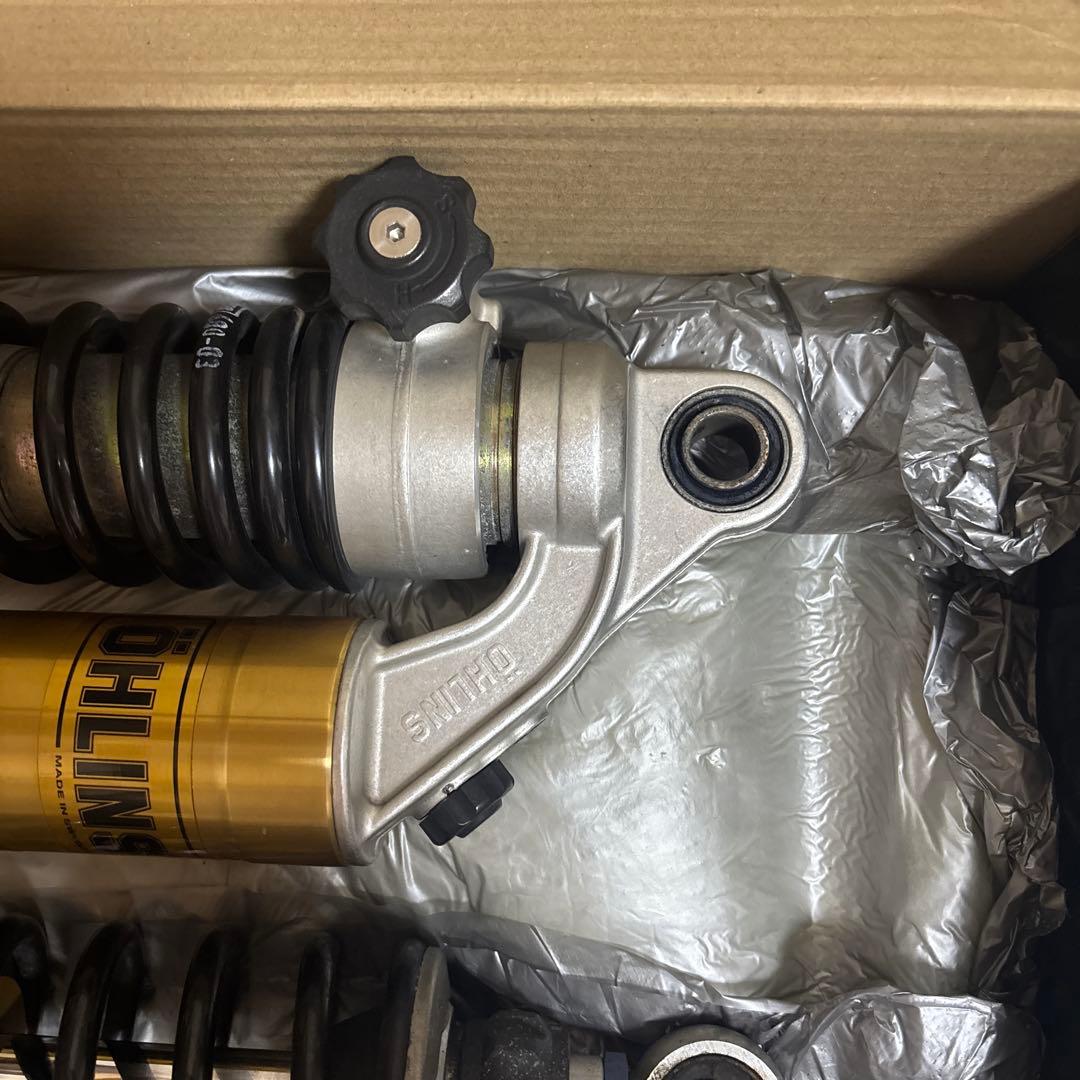 Öhlins リアサスペンション 2個セット