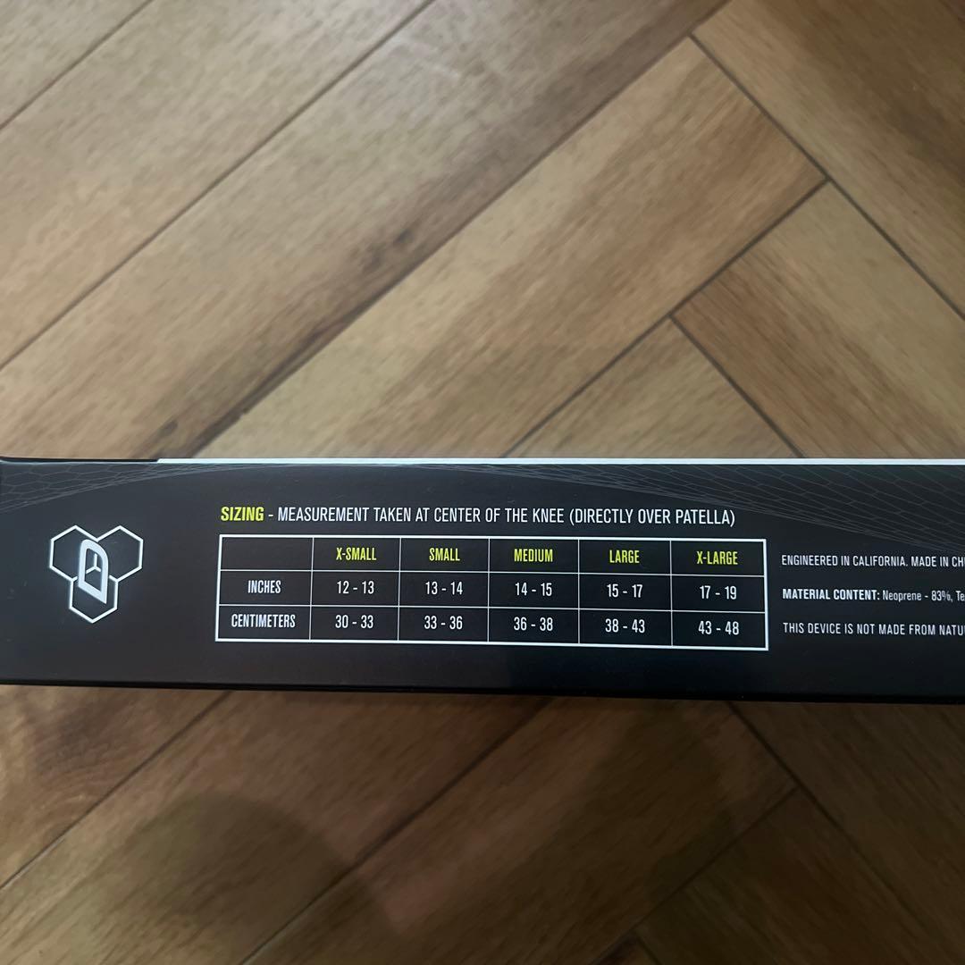 膝サポーターDonjoy