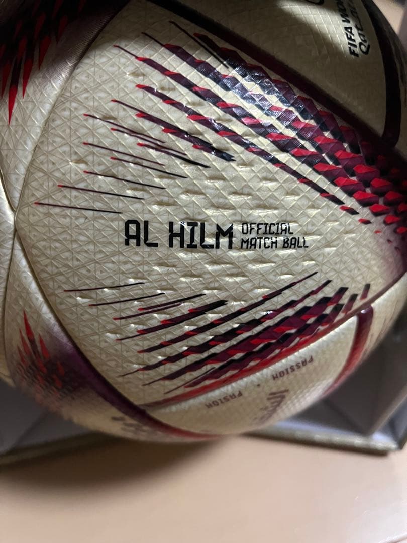 adidas 2022カタールワールドカップ決勝公式試合球 アルヒルム　値下げ⭕️