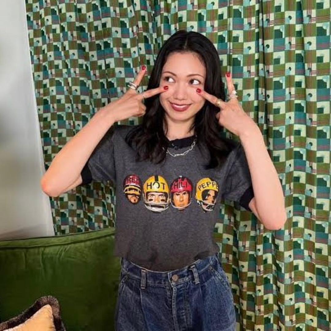 二階堂ふみ Red Hot Chili Peppers Tee レッチリTシャツ
