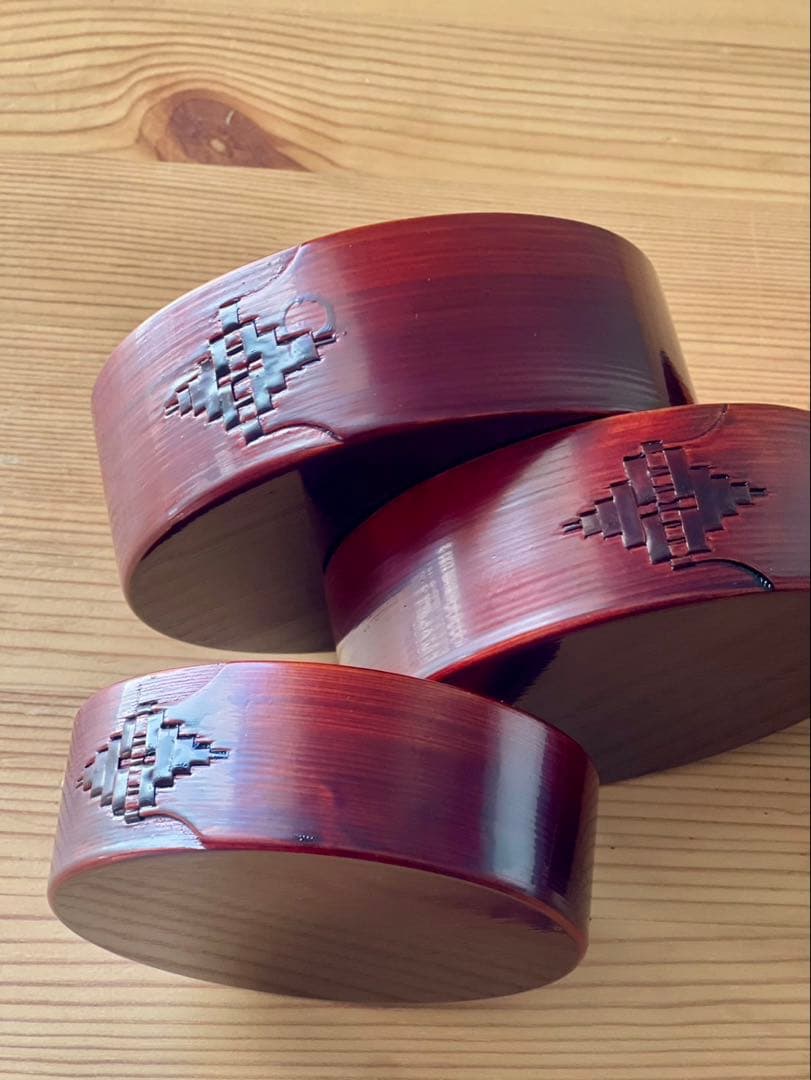 柴田慶信商店　秋田杉　曲げわっぱ　シバキ塗り　　蓋付き 七つ鉢　特注　鱗綴じ