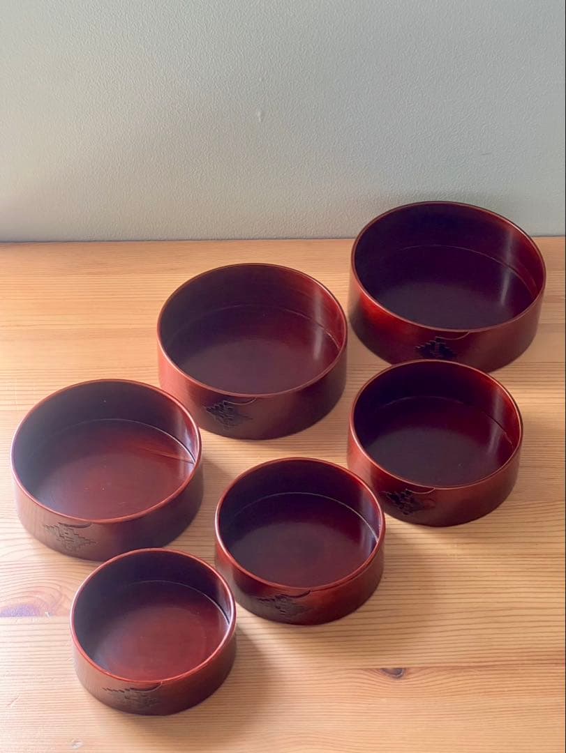 柴田慶信商店　秋田杉　曲げわっぱ　シバキ塗り　　蓋付き 七つ鉢　特注　鱗綴じ