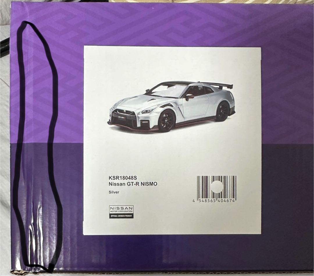 京商samuraiNissan GT-R Nismo 1/18 ミニカーシルバー