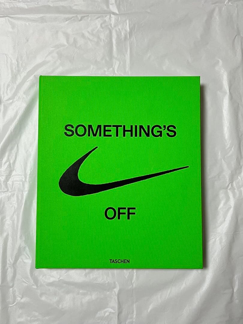 洋書 SOMETHING'S OFF Virgil Abloh