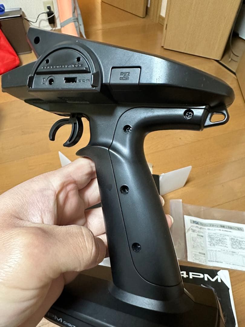 Futaba T4PM ラジコン送信機のみ