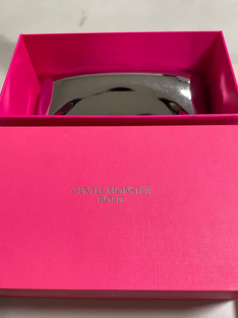 小物 gentle Monster antenna01