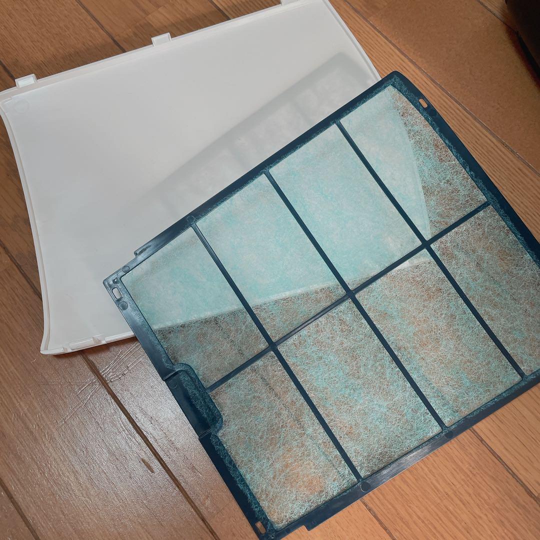 美品！日立 除湿機 デシカント式 ピュアホワイト おしゃれインテリア✨