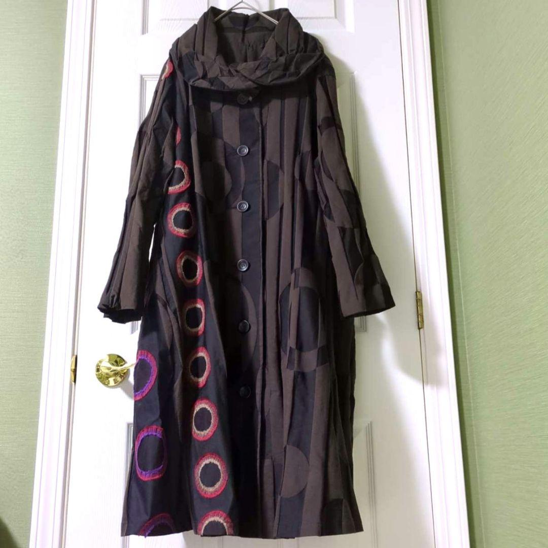 【専用】◎未使用　慈雨　センソユニコ　アウター　ロングコート　茶✕黒　赤系ドット