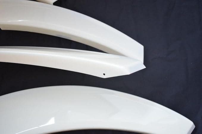 ハイエース 200系 オーバーフェンダー 未塗装1台分 フロントダウン