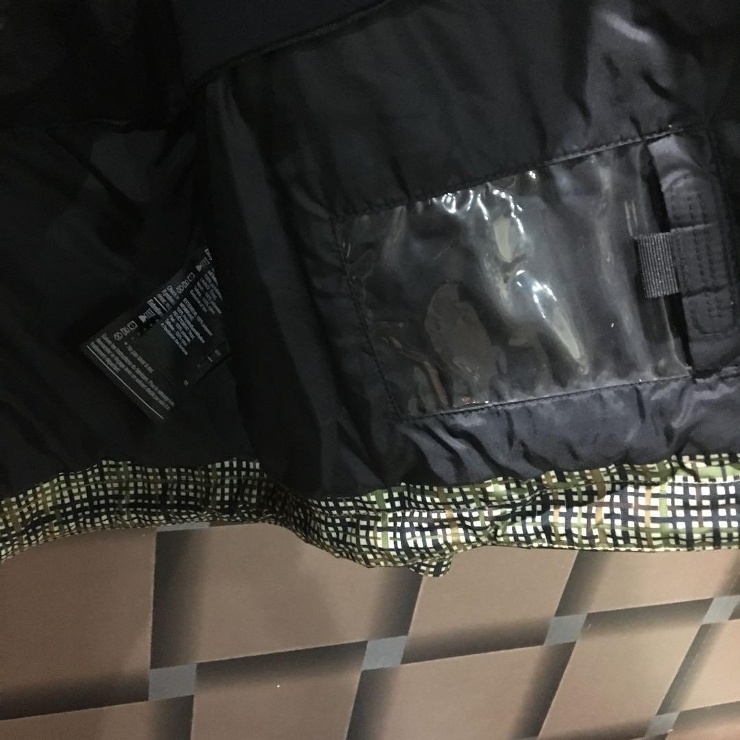 Burton ak GORE-TEX スノーボードジャケット ウエアMサイズ