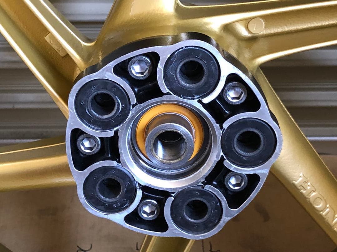 引き取り限定 NSR250R MAGTEKホイール前後セット、ダンロップQ5A