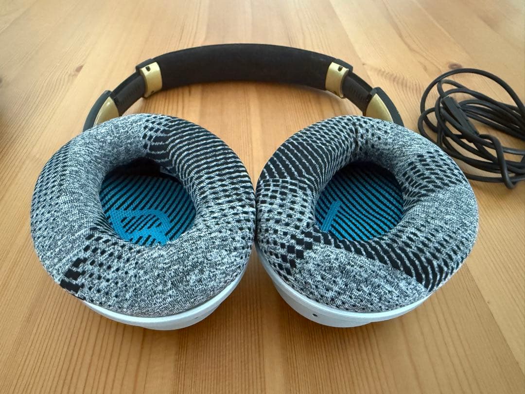 BOSE、「QuietComfort 25」日本限定モデル