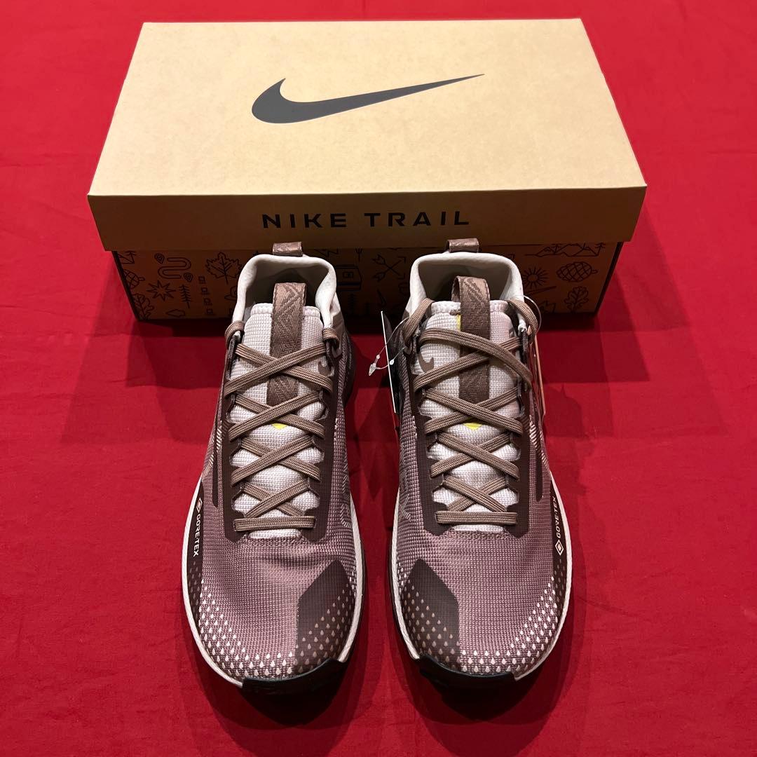 新品　23.5cm　ナイキ　ウィメンズ ペガサス トレイル 4 GORE-TEX
