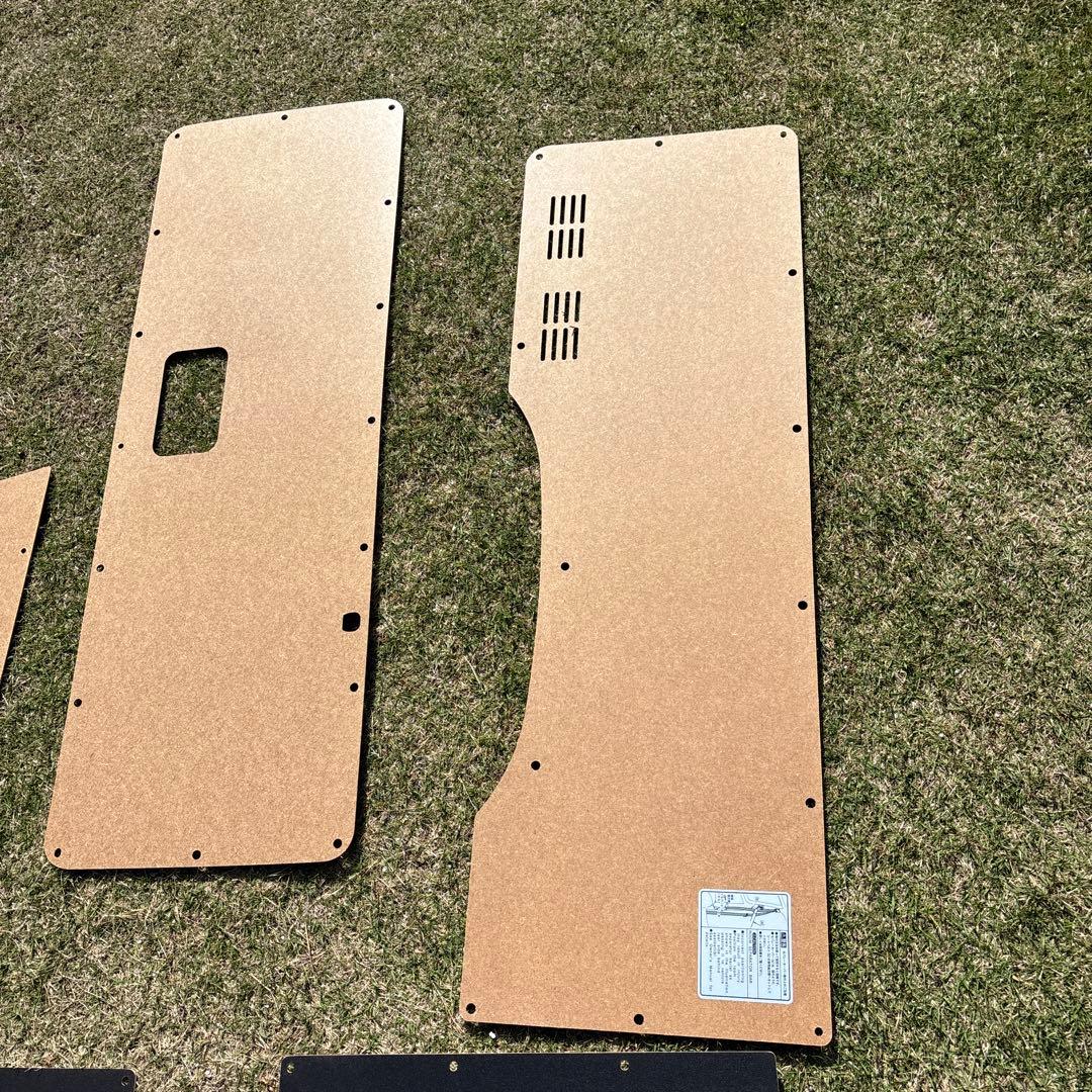 トヨタ　ハイエースDX 内張り