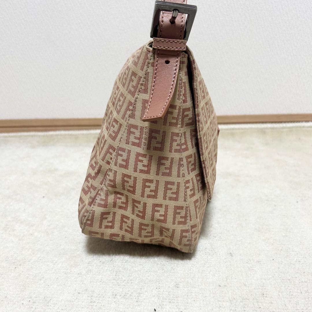 美品　フェンディ　マンマバケット　ワンショルダー　ショルダーバッグ　ズッカ柄