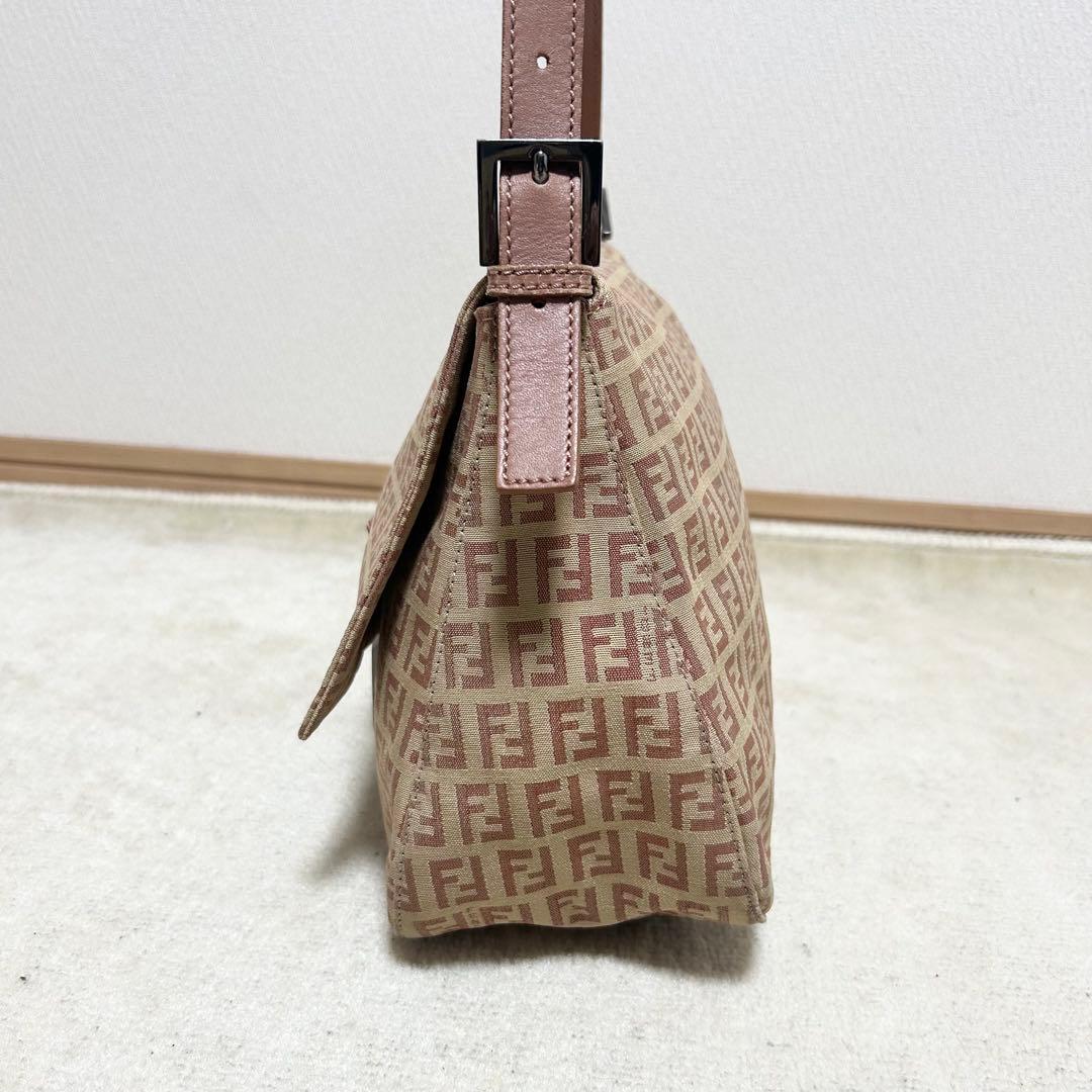 美品　フェンディ　マンマバケット　ワンショルダー　ショルダーバッグ　ズッカ柄