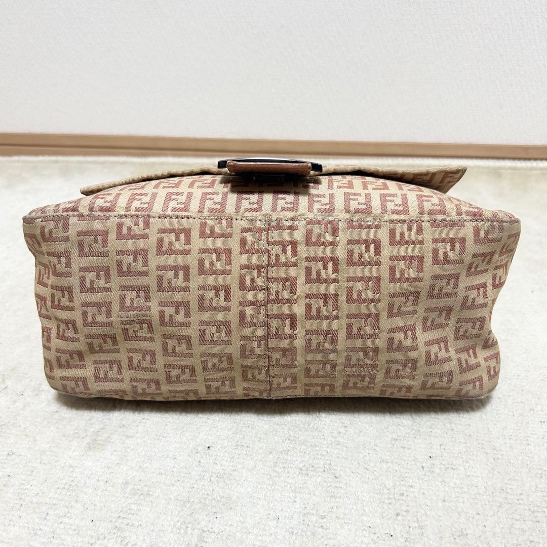 美品　フェンディ　マンマバケット　ワンショルダー　ショルダーバッグ　ズッカ柄